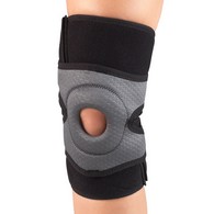 Champion 0476-R Multilayer Knee Wrap with Stabilizer Pad - Black - Regular