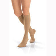 Jobst 115626 Opaque Knee High CT Socks-30-40 mmHg-Petite-Black-Small