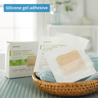 McKesson Lite McKesson 4872 Lite Silicone Gel Adhesive with Border Thin Silicone Foam Dressing, 3 x 3 in (BX/10)