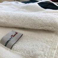 Mobility Towel MT1100SP Adaptive Bath Towel w/ Handles & Weighted Corners, Single Pack