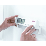 Seca 869 Flat Scale w/ Remote Display-550 lbs/250 kg Capacity