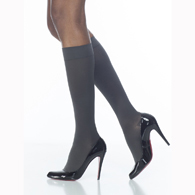 SIGVARIS 842CMLW35 20-30 mmHg Soft Opaque Knee High-Med-Long-Chai
